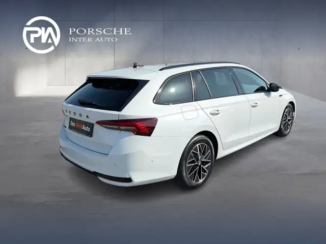 Skoda Octavia view 5