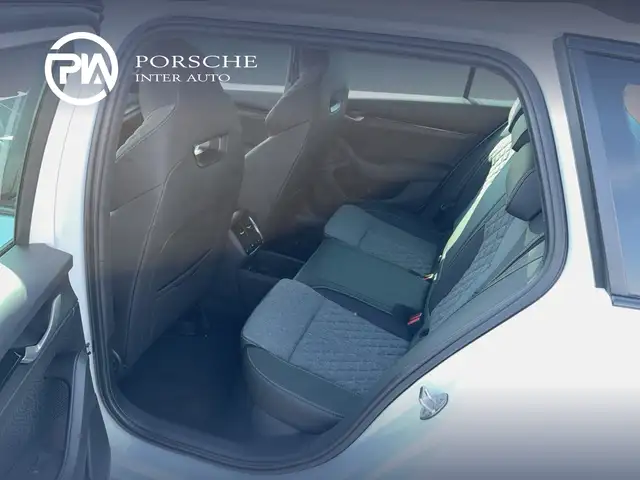 Skoda Octavia view 12