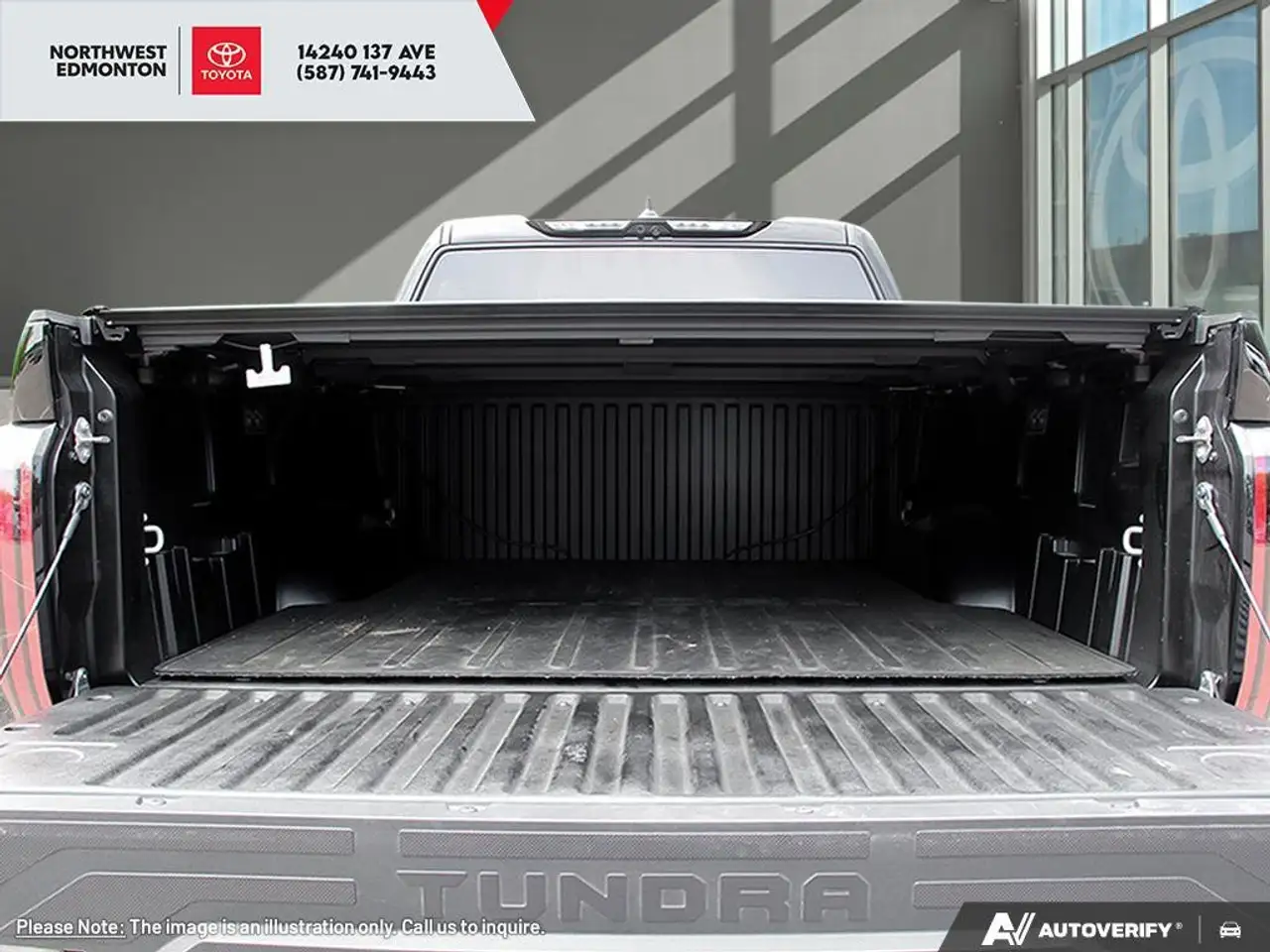 Toyota Tundra снимка Toyota Tundra