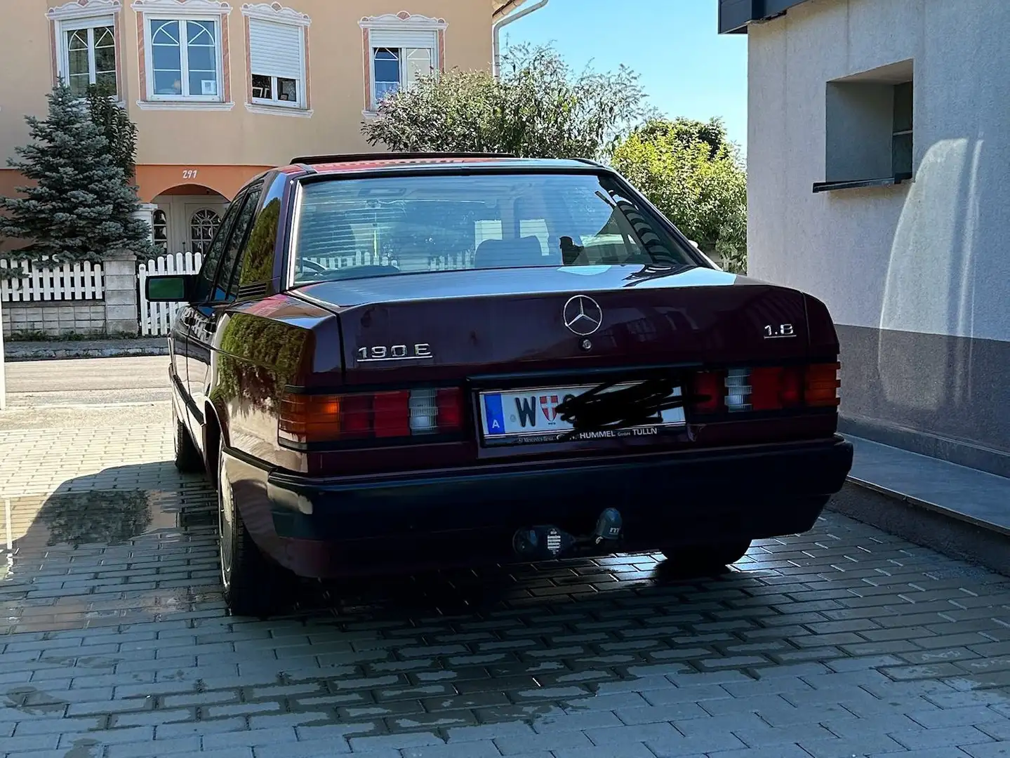 Mercedes-Benz 190 Rot - 2