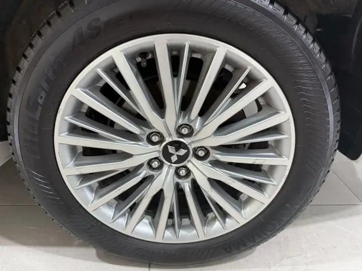 Mitsubishi Outlander PHEV Kaiteki 4WD 2020, foto 20