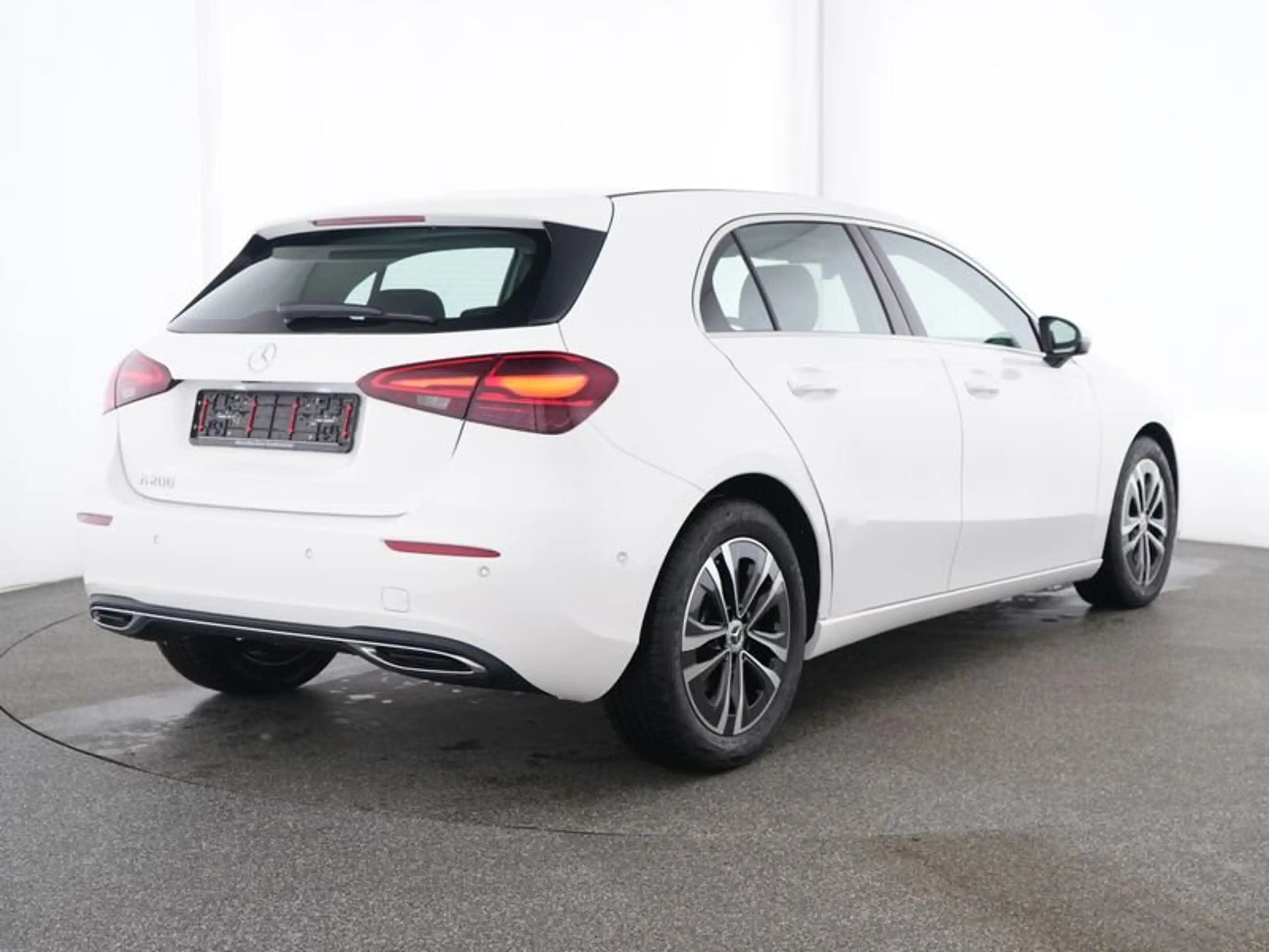 Mercedes-Benz A 200 A 200 Progressive *KAMERA*LED*DAB*WINTER*PDC*MBUX* — photo 3