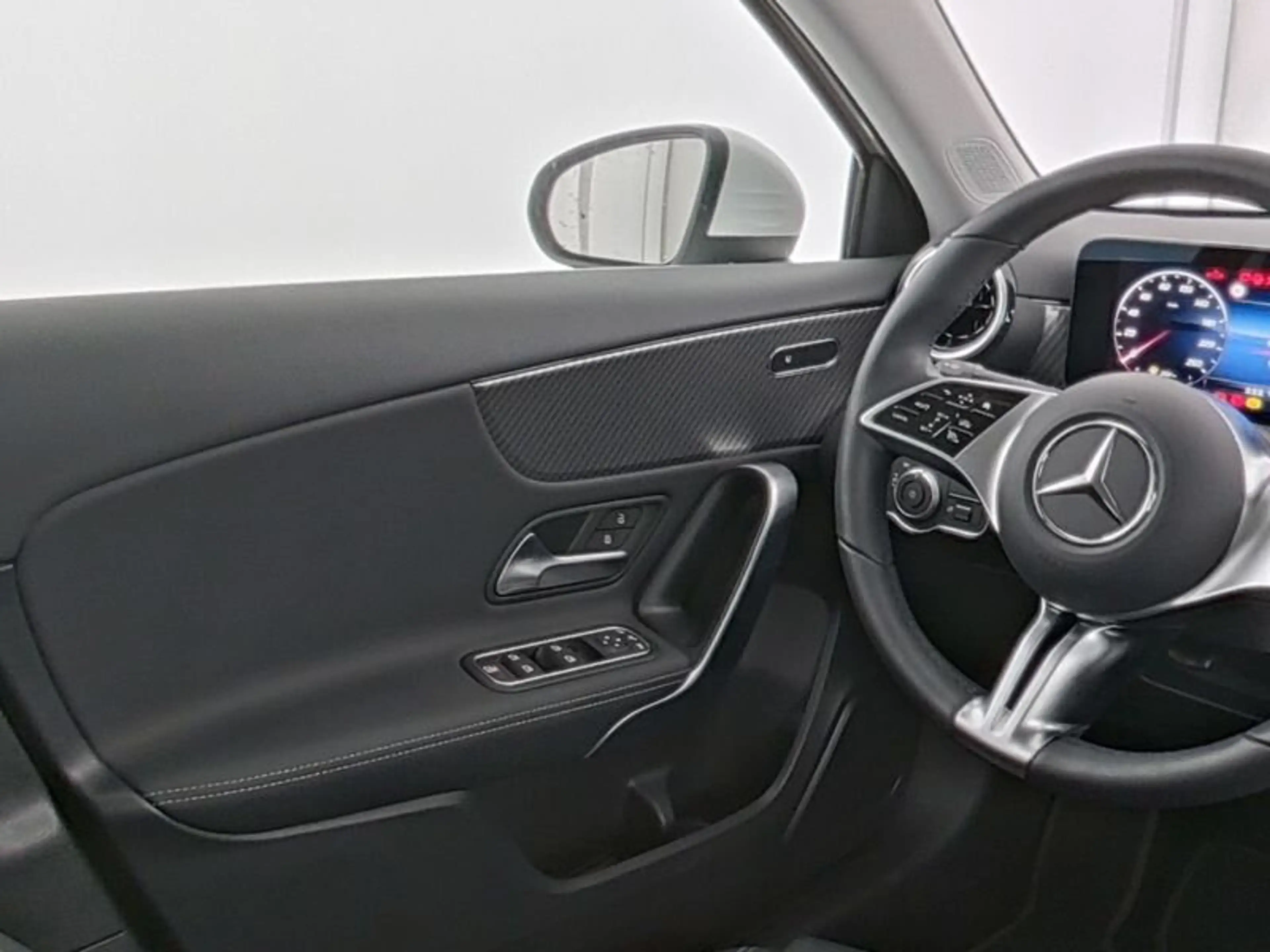 Mercedes-Benz A 200 A 200 Progressive *KAMERA*LED*DAB*WINTER*PDC*MBUX* — photo 8