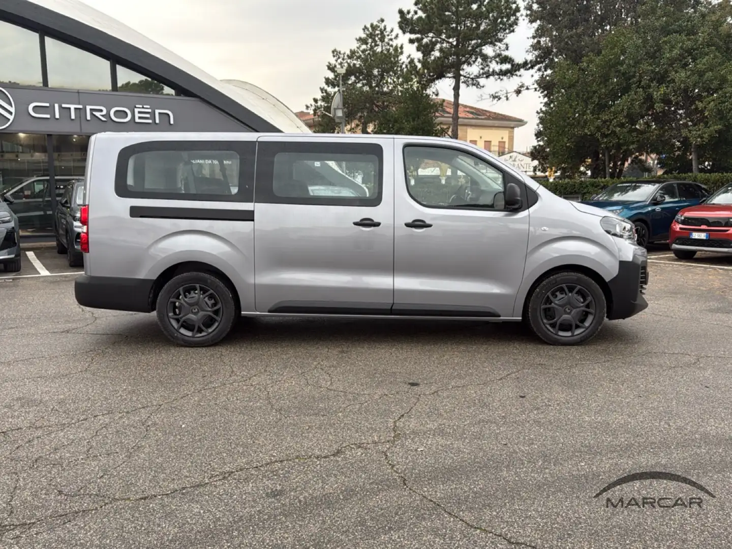 Citroen Jumpy Jumpy 2.0 BlueHDi 180 S&S EAT8 PL-SL-TN Combi XL Ezüst - 2