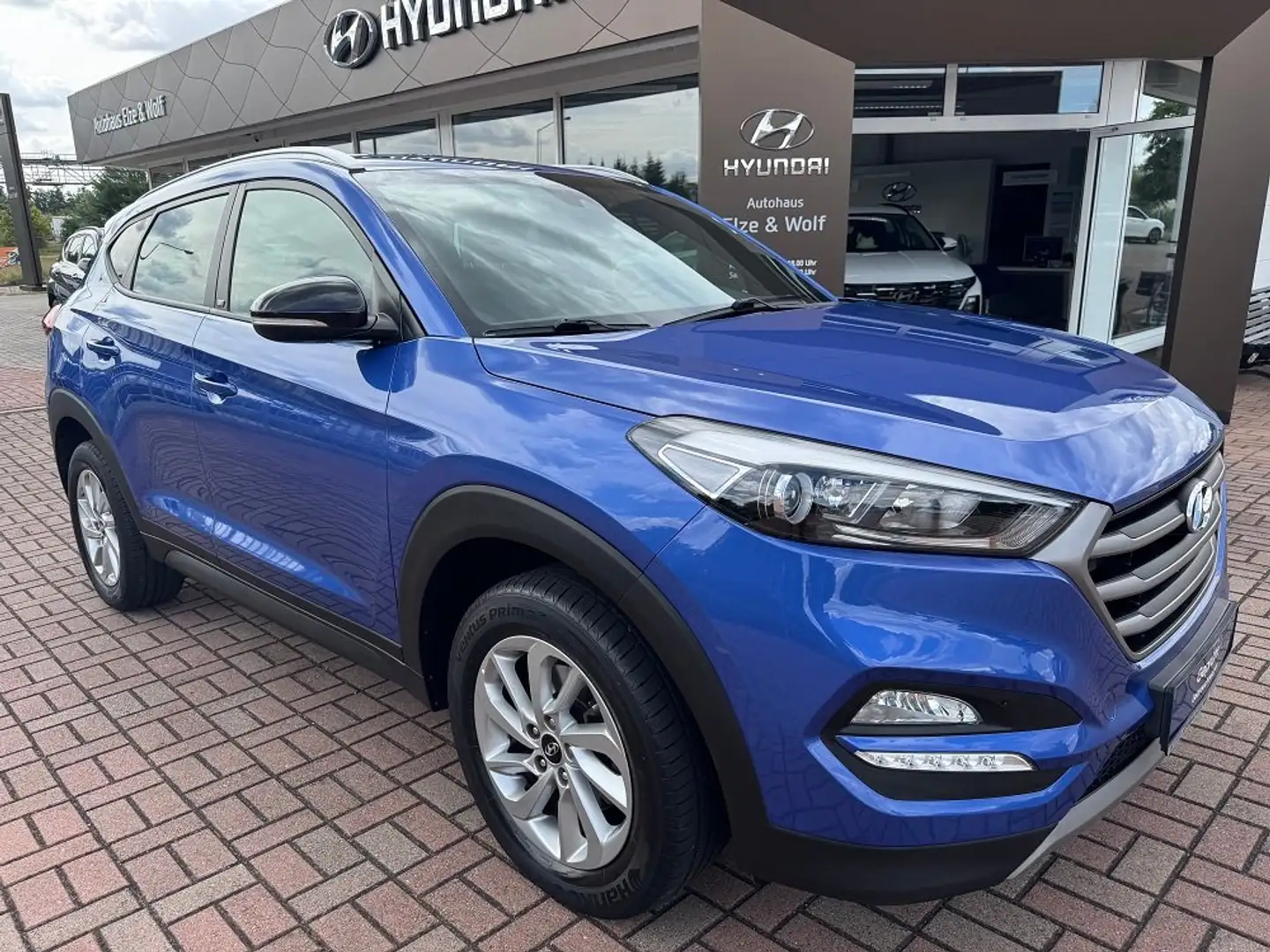 Hyundai TUCSON blue 1.6 GDi 2WD Passion Bleu - 2