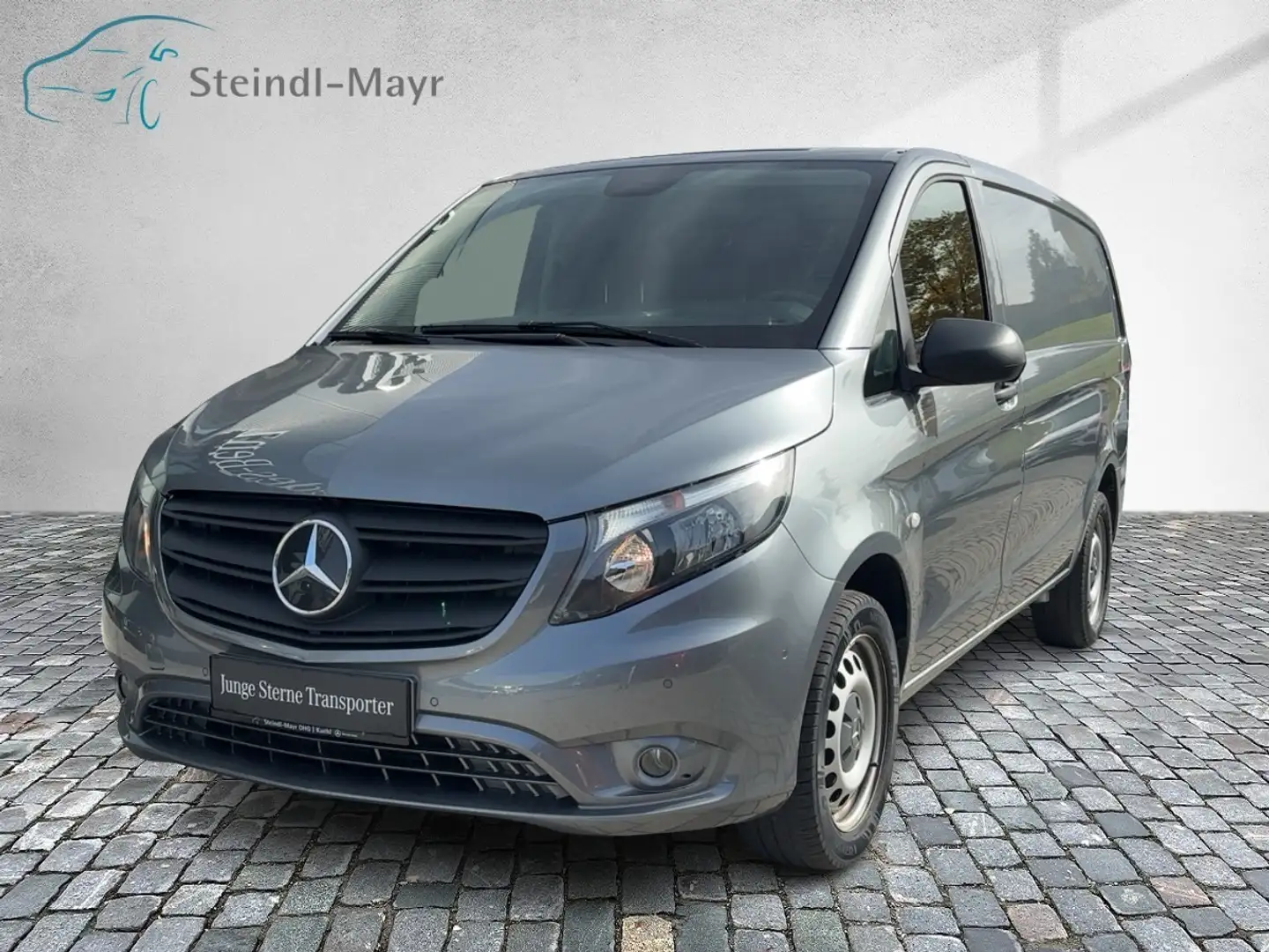 Mercedes-Benz Vito 114 CDI Kasten Lang 4x4 PTS DAB Distr RKam Grau - 1