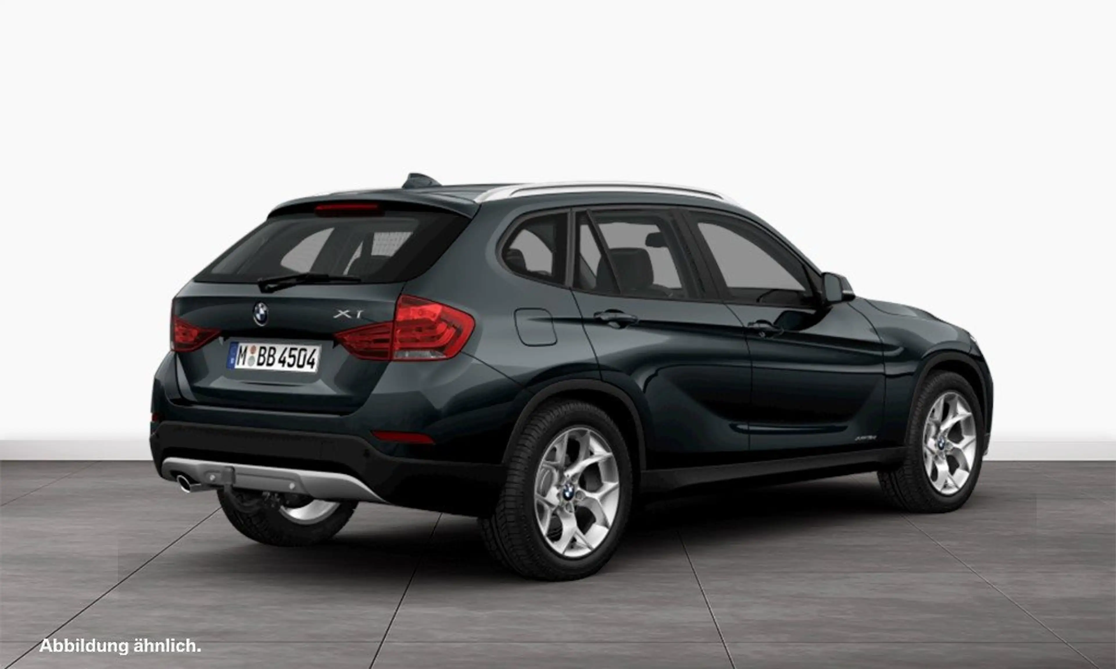 BMW X1 xDrive18d — photo 2