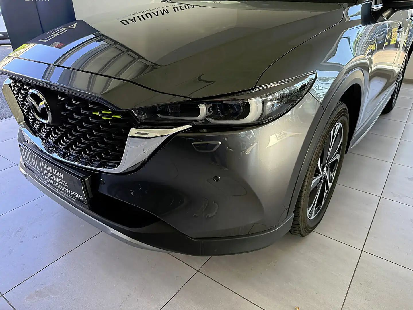 Mazda CX-5 CD184 Skyactive D AWD Newground Aut. Grau - 2