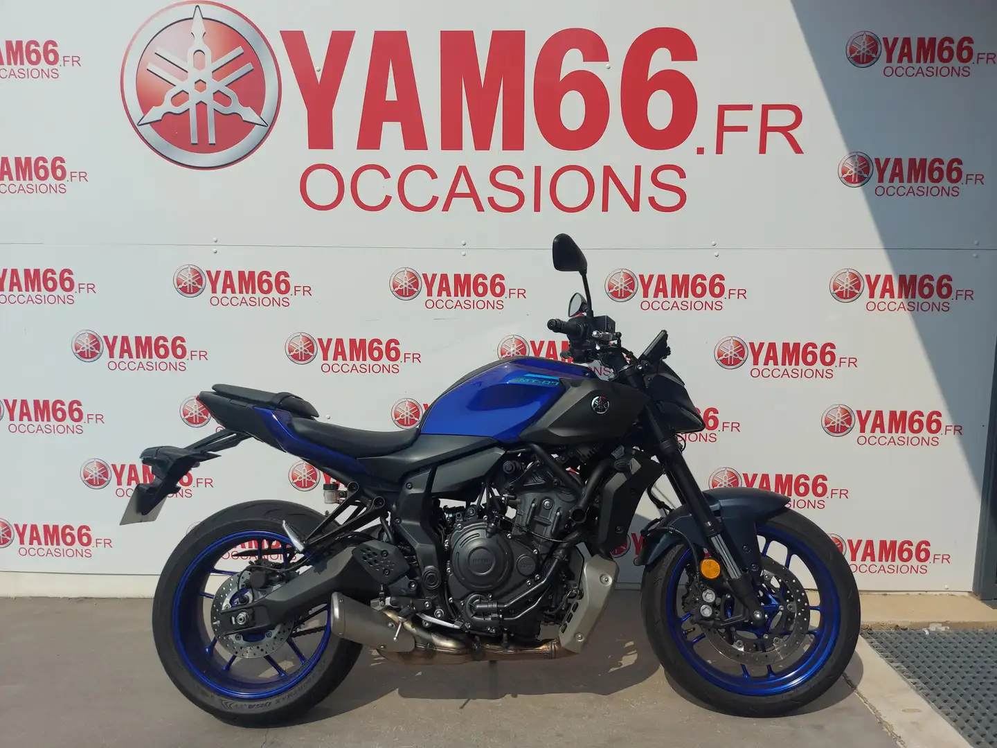 Yamaha MT-07 Bleu - 1