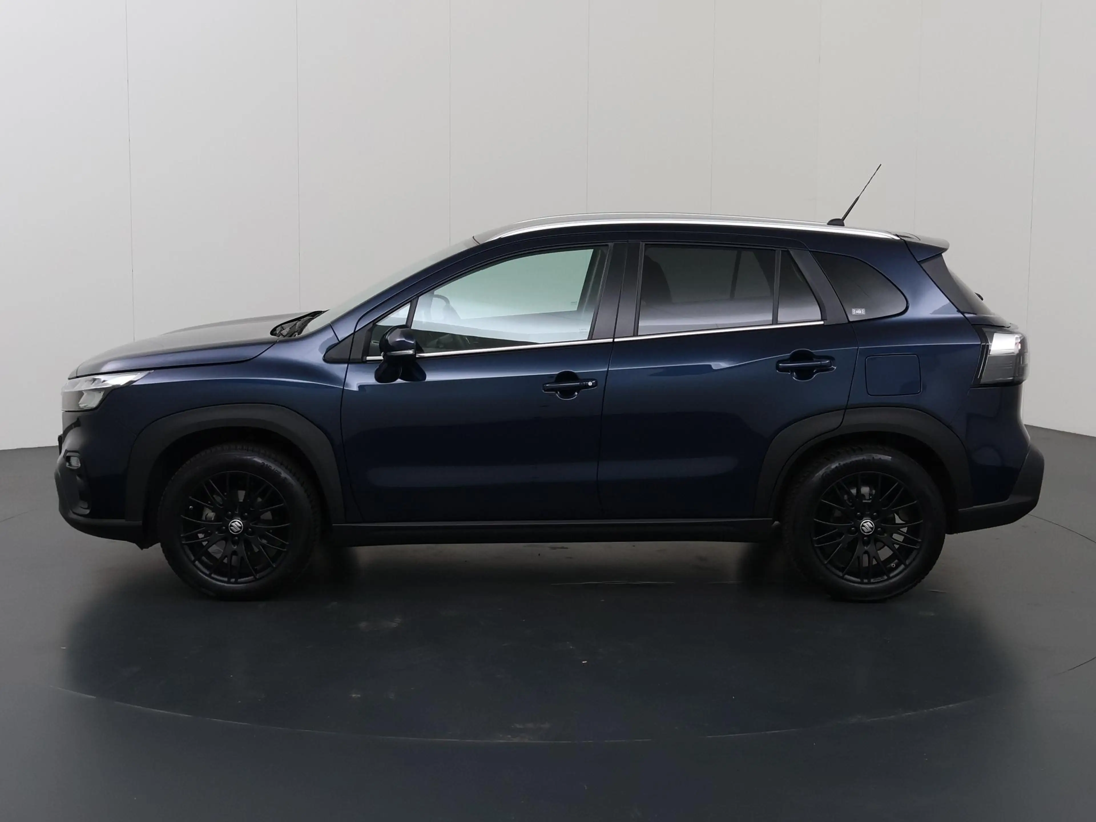 Suzuki S-Cross 1.4 Boosterjet Select Smart Hybrid | LED | Navigat — photo 5