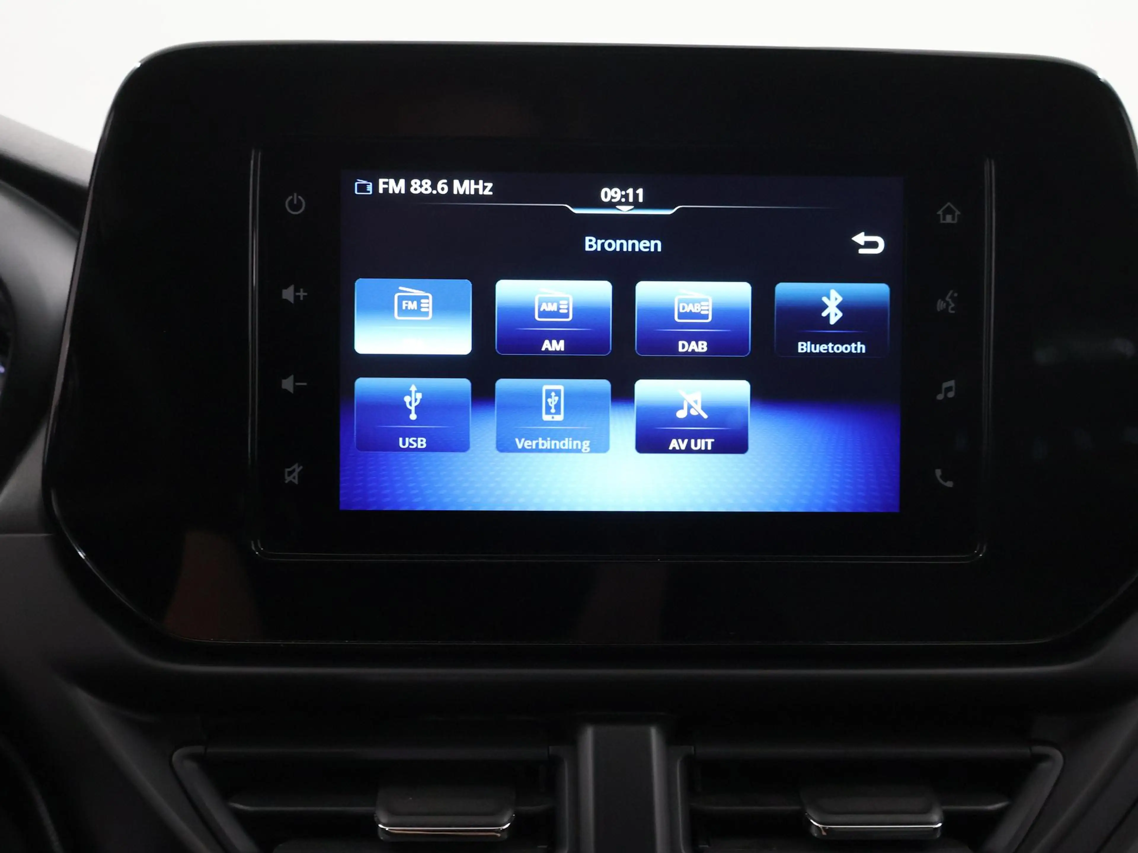 Suzuki S-Cross 1.4 Boosterjet Select Smart Hybrid | LED | Navigat — photo 14