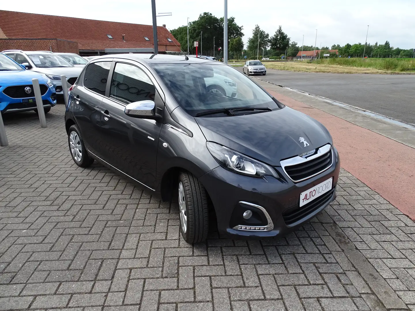 Peugeot 108 1.0 VTi Style S * SLECHTS 16.151 KM!!! Gris - 2