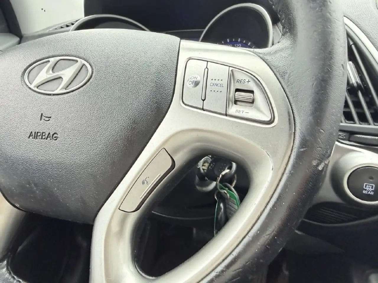 Hyundai TUCSON снимка Hyundai TUCSON