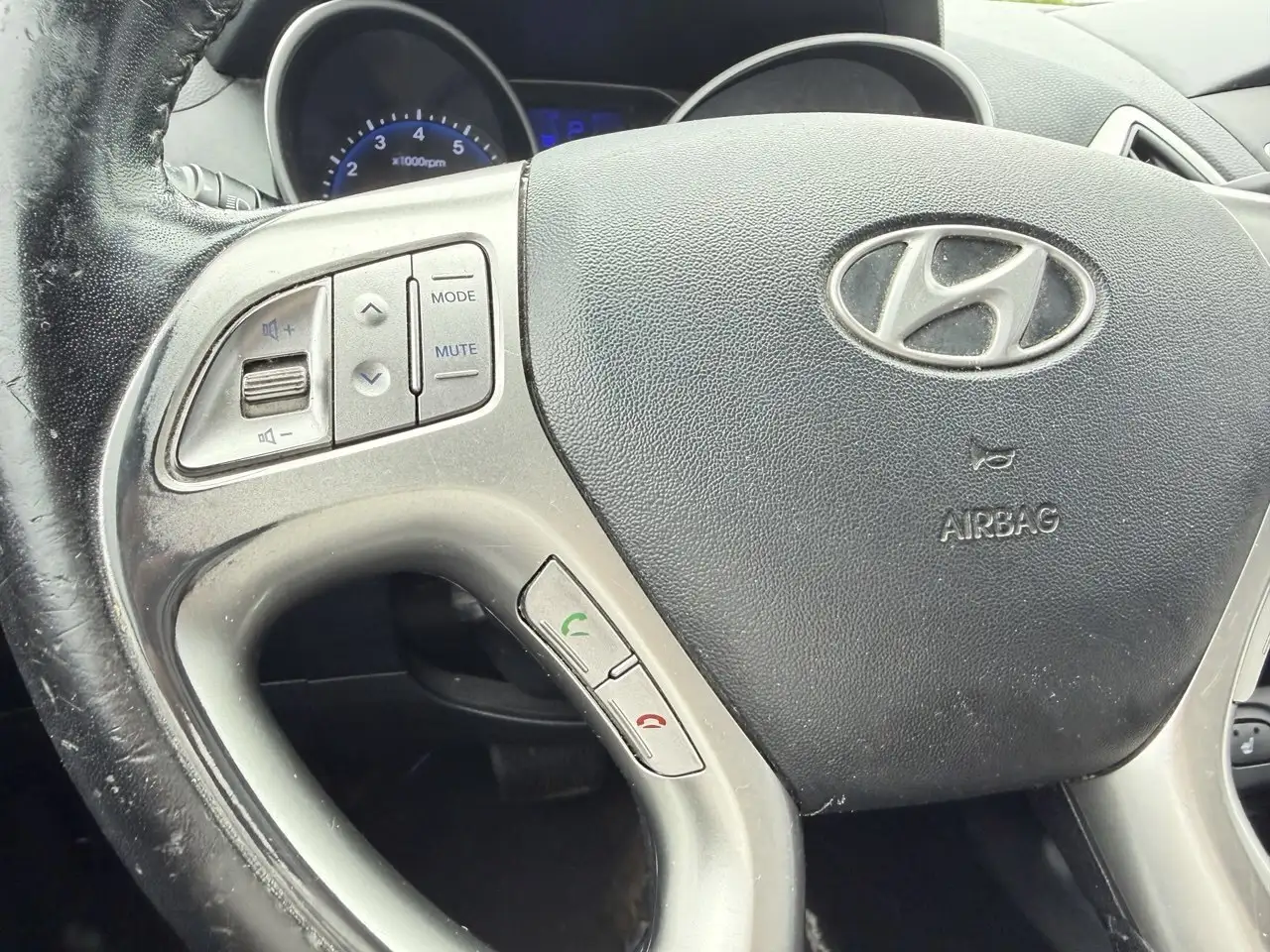 Hyundai TUCSON снимка Hyundai TUCSON