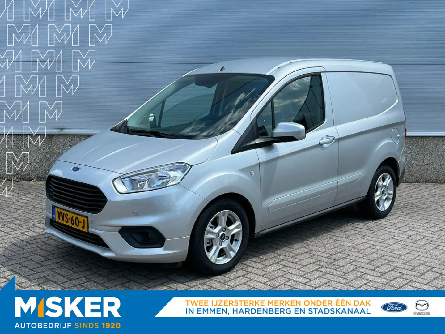 Ford Transit Courier 1.5 TDCI Limited Driverpack/Navi/Camera! Grijs - 1