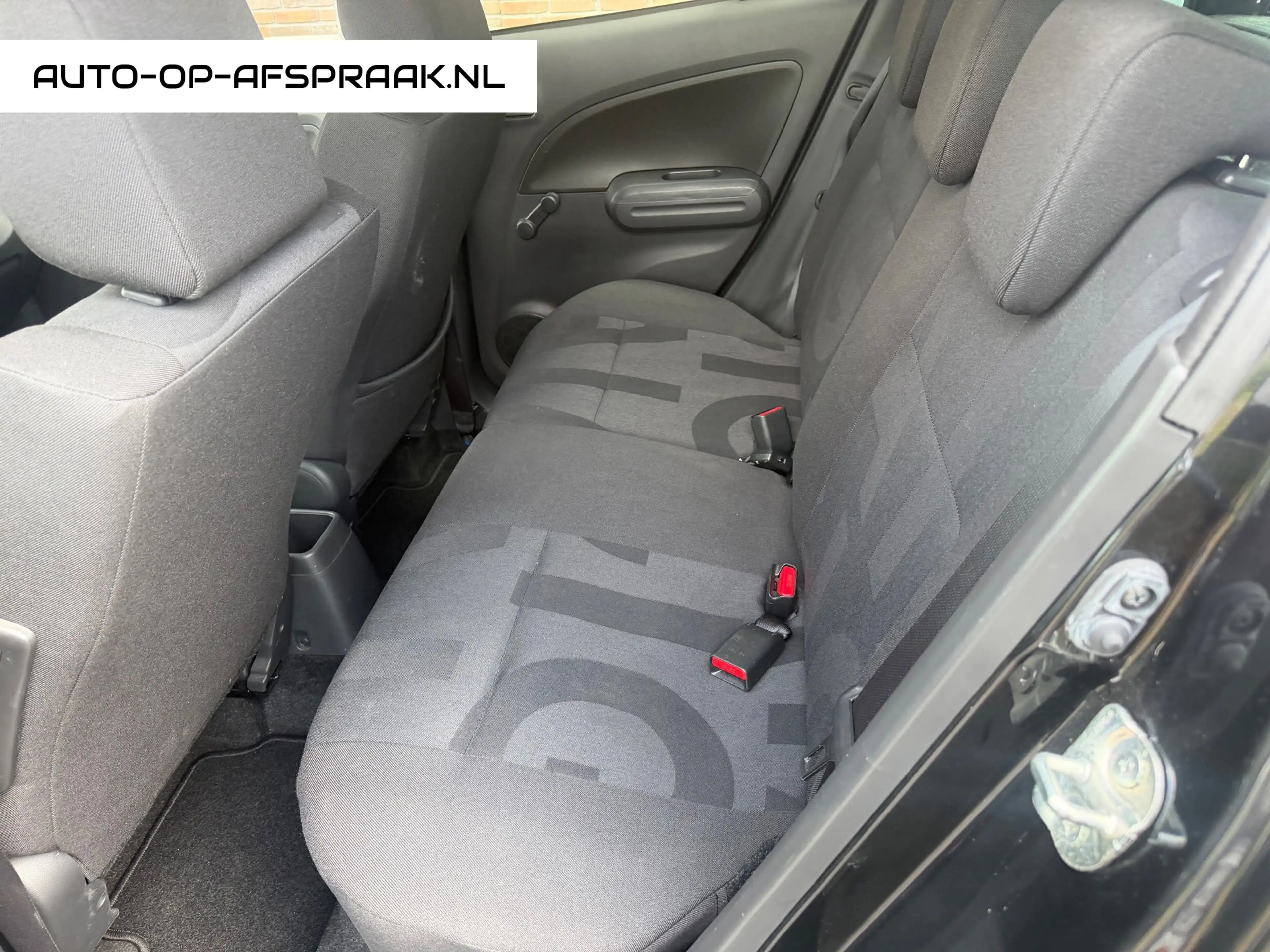 Opel Agila 1.2 Enjoy 5drs Automaat Airco APK NAP — photo 10