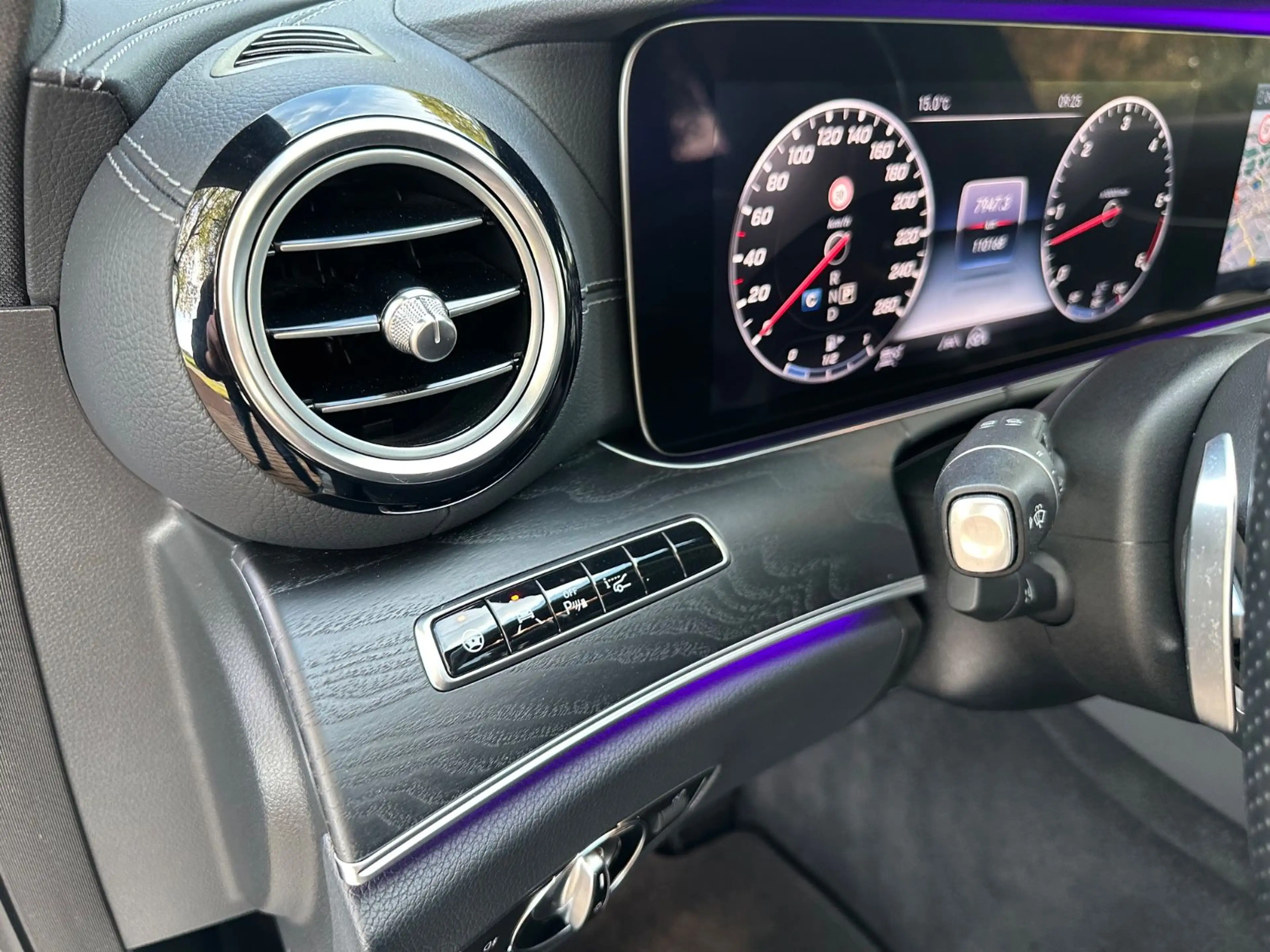 Mercedes-Benz E 400 d *AMG-LINE*PANO*SOFT*HUD*MEMORY* — photo 11