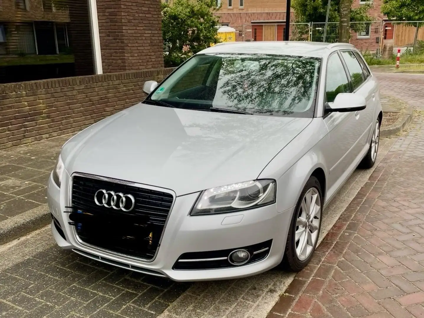 Audi A3 Ambition pro line s Zilver - 1