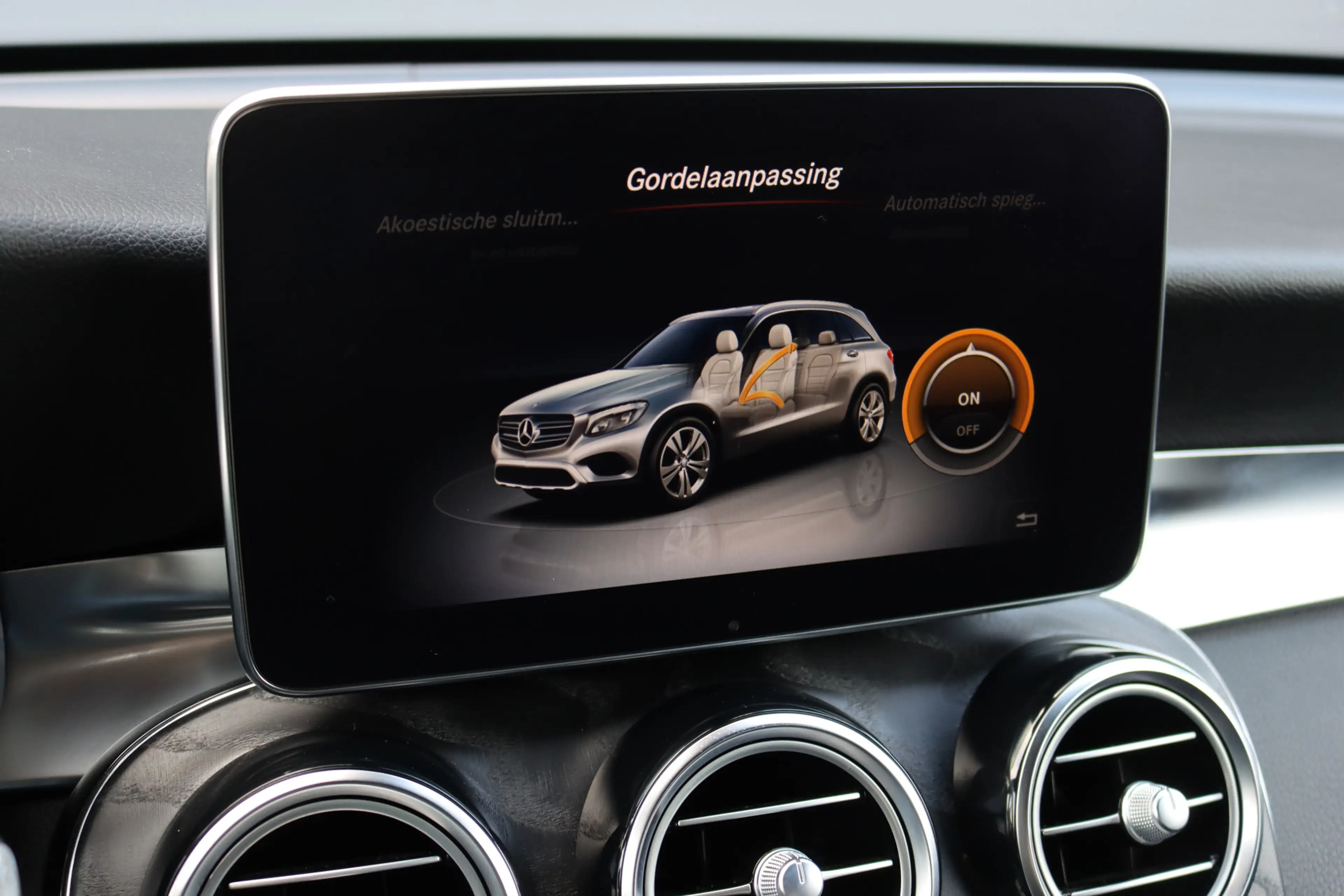 Mercedes-Benz GLC 350 350e 4MATIC AMG Line | Luchtvering | Memory | Burm — photo 39