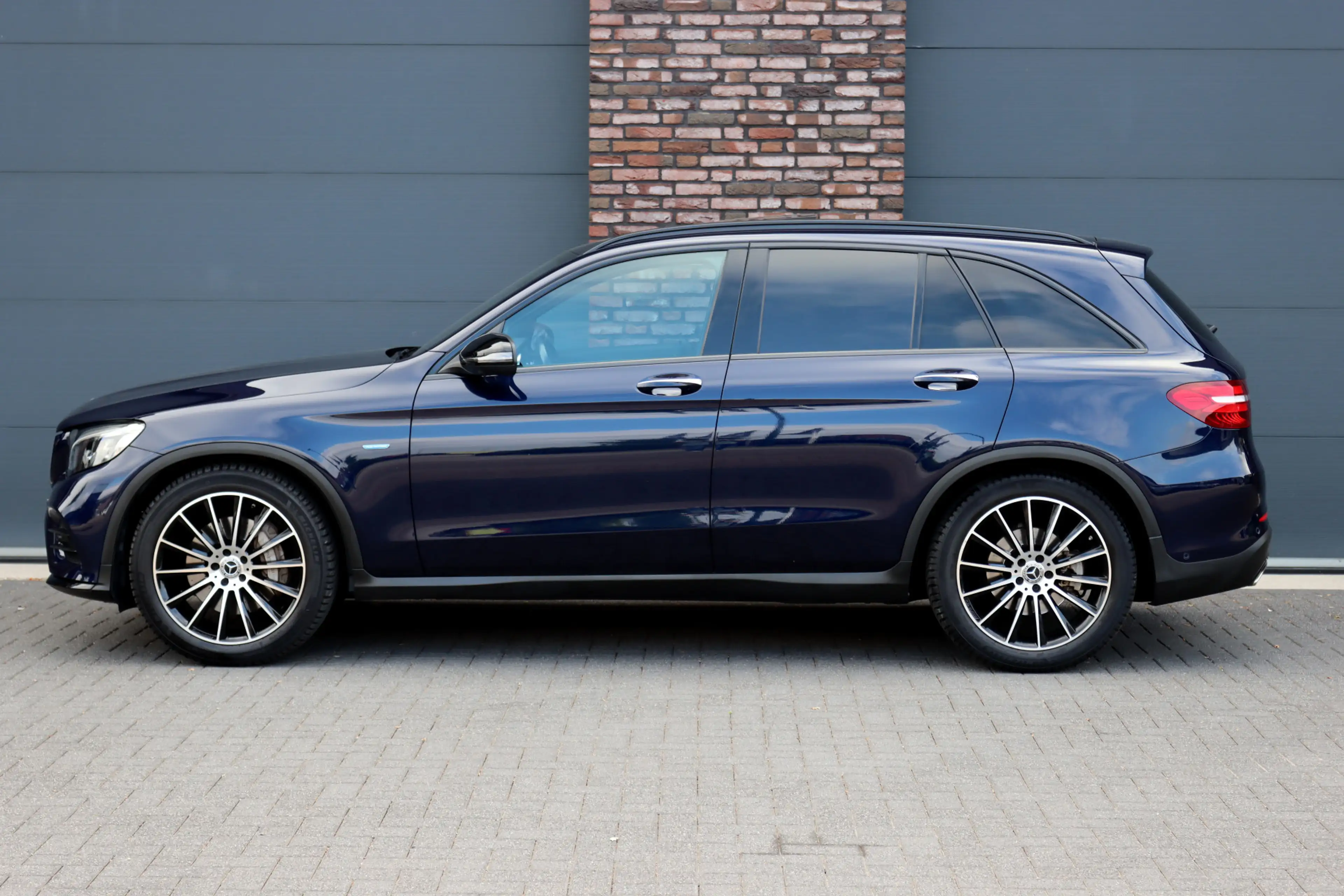 Mercedes-Benz GLC 350 350e 4MATIC AMG Line | Luchtvering | Memory | Burm — photo 9