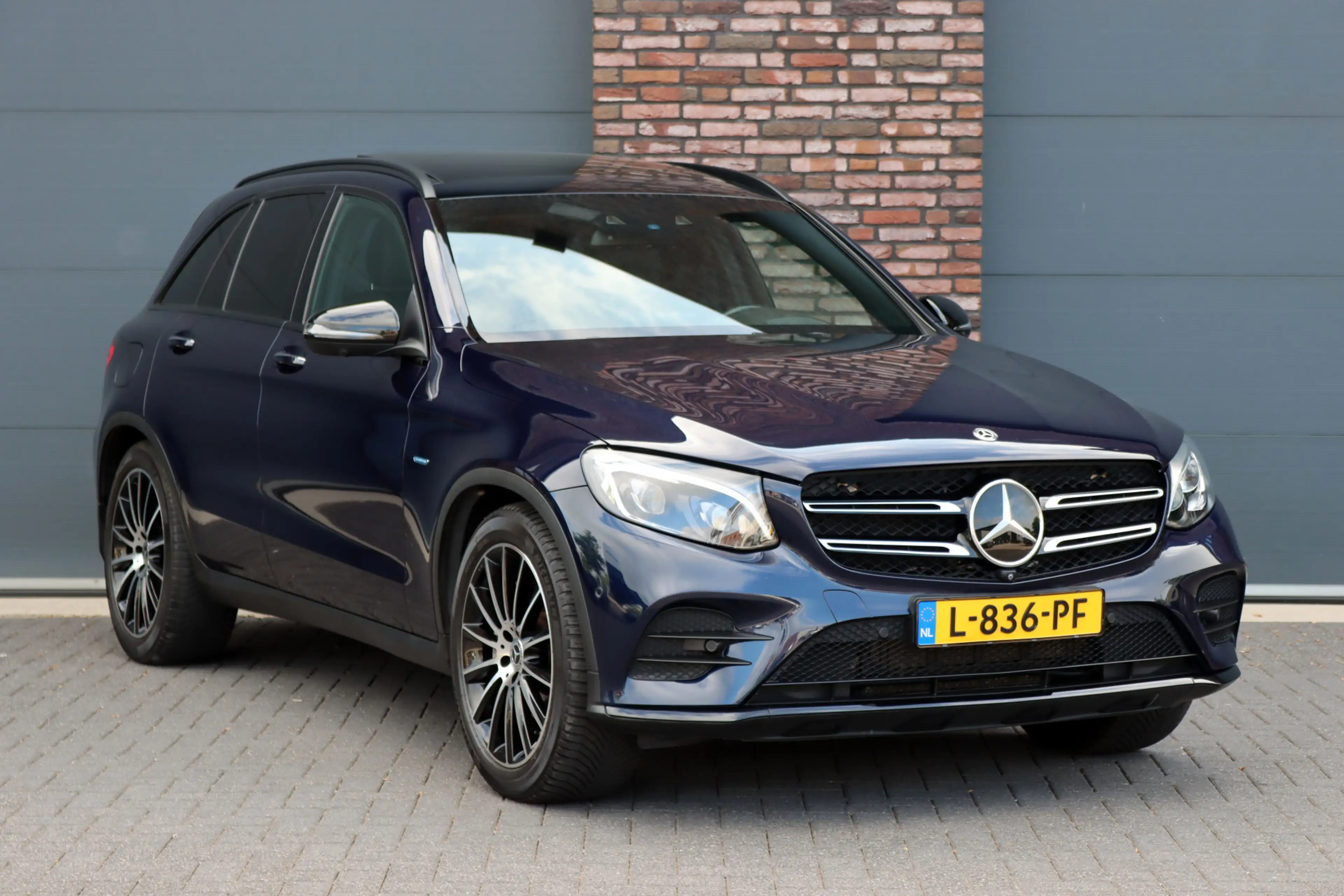 Mercedes-Benz GLC 350 350e 4MATIC AMG Line | Luchtvering | Memory | Burm — photo 3
