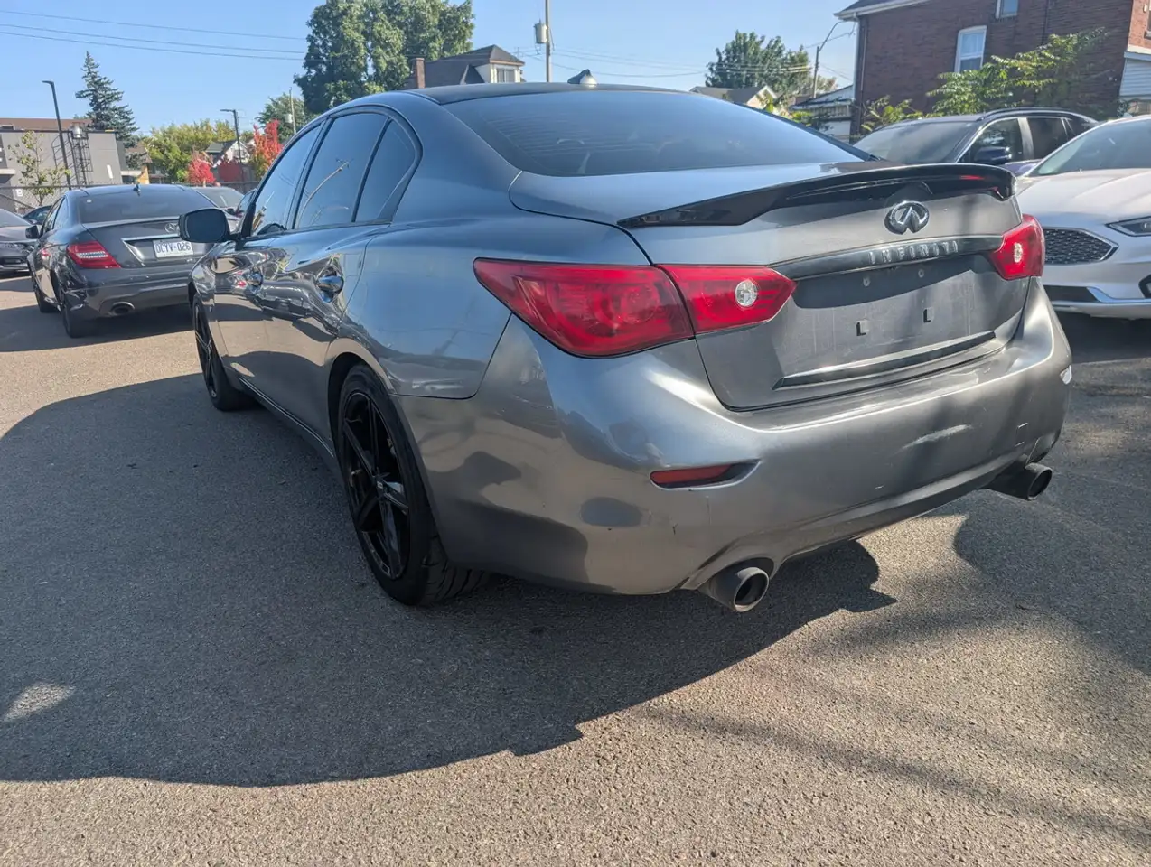 Infiniti Q50 снимка Infiniti Q50