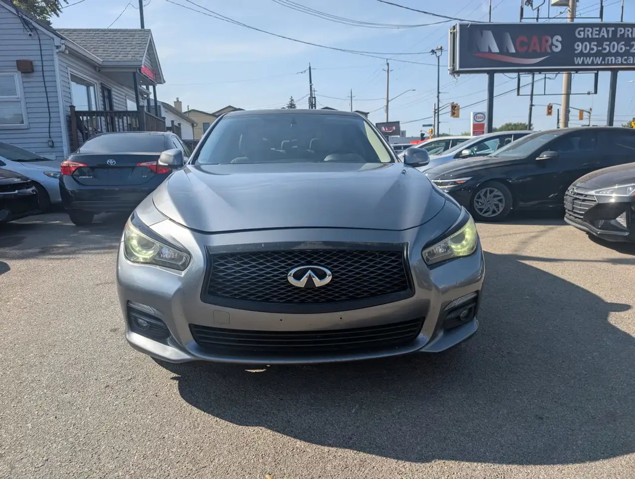Infiniti Q50 снимка Infiniti Q50