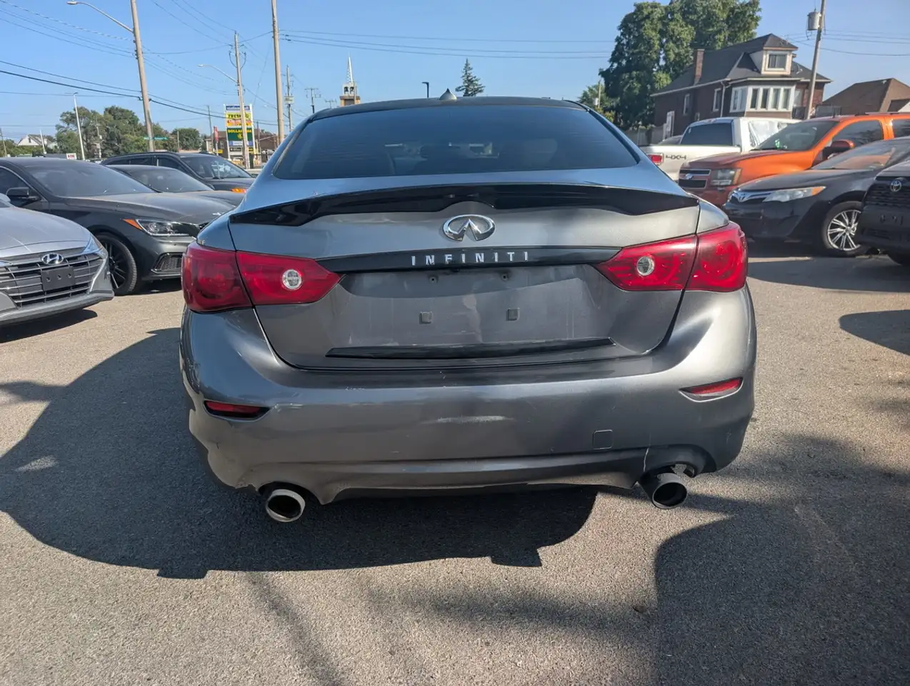Infiniti Q50 снимка Infiniti Q50