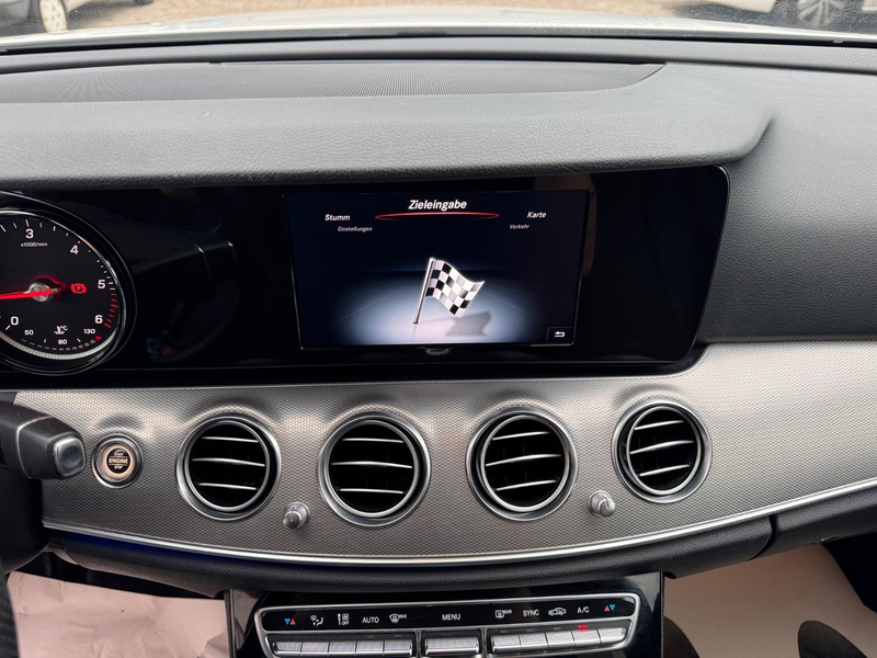 Mercedes-Benz E 200 d AVANTGARDE Autom. — photo 12