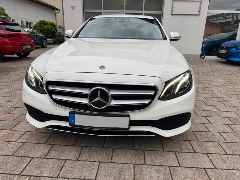 Mercedes-Benz E 200 d AVANTGARDE Autom. — photo 2