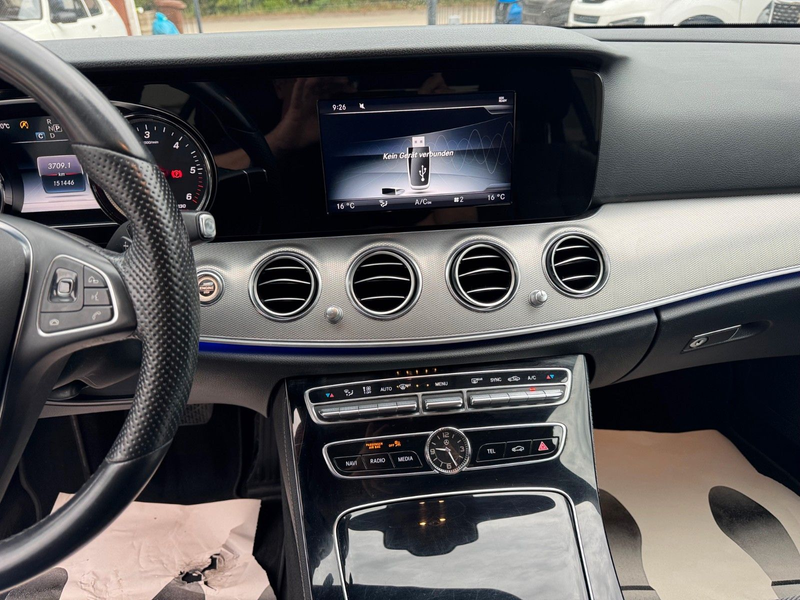 Mercedes-Benz E 200 d AVANTGARDE Autom. — photo 11