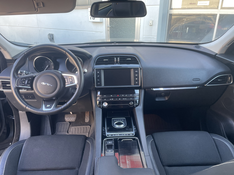 Jaguar F-Pace Quickshift  Inkl. 2-Jahre Garantie — photo 12