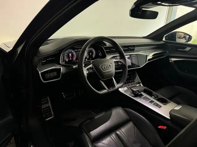 Audi A6 view 9