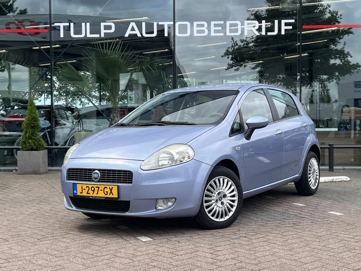 Fiat Grande Punto 1.4 Active 5 deurs Nette staat Blauw - 1