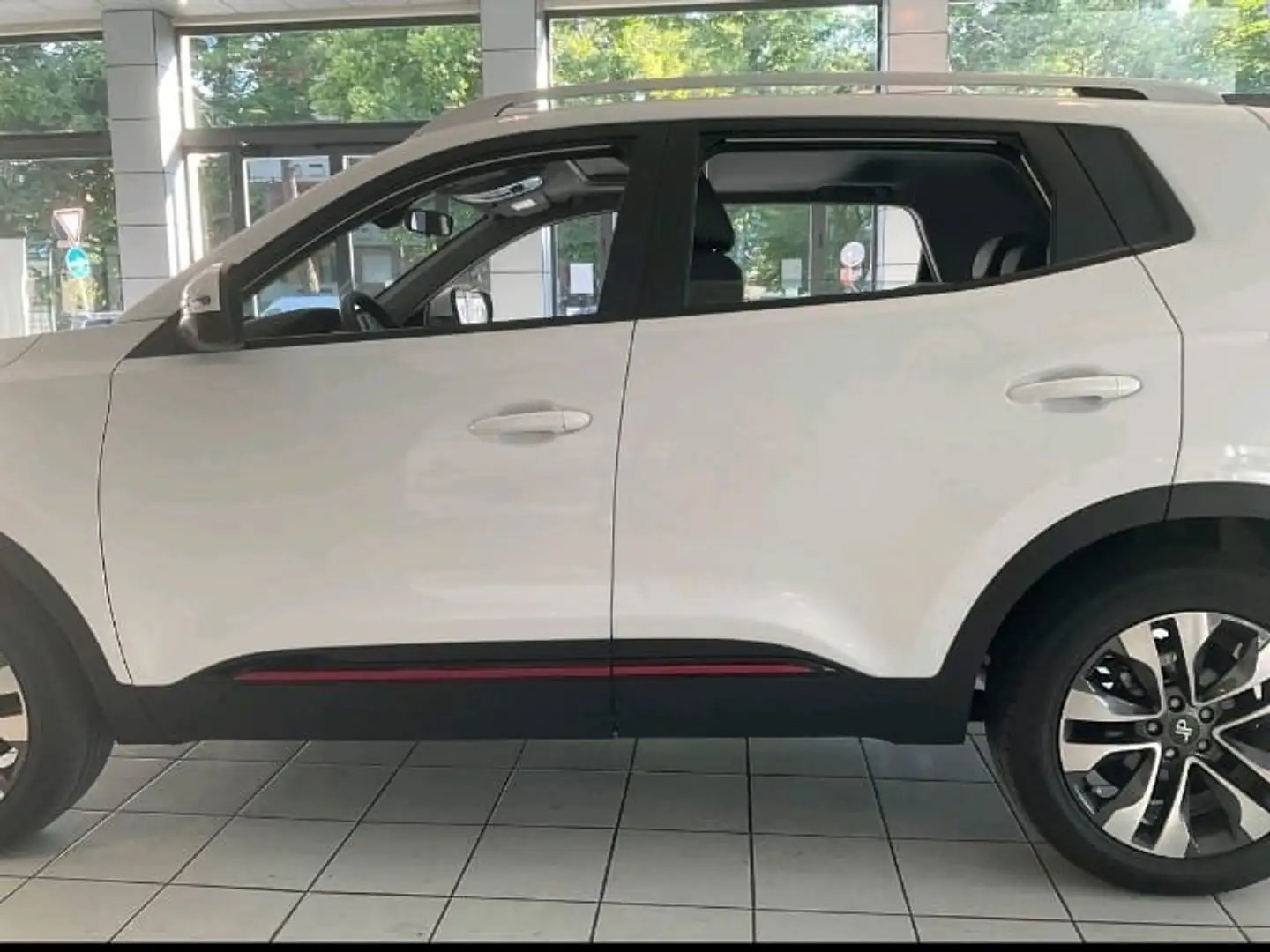 DR Automobiles DR5.0 DR 5.0 2022 5.0 1.5 turbo Gpl 149cv cvt Weiß - 1