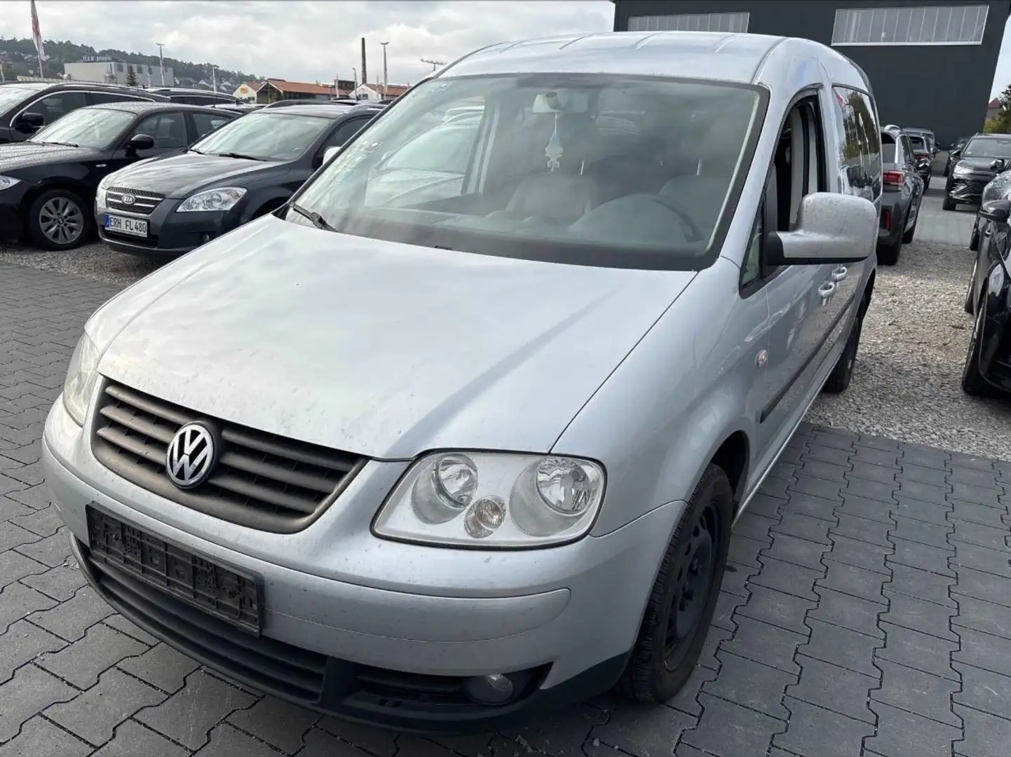 Volkswagen Caddy Maxi Life 1.9 TDI 7-Sitze Klima AHK Silber - 1