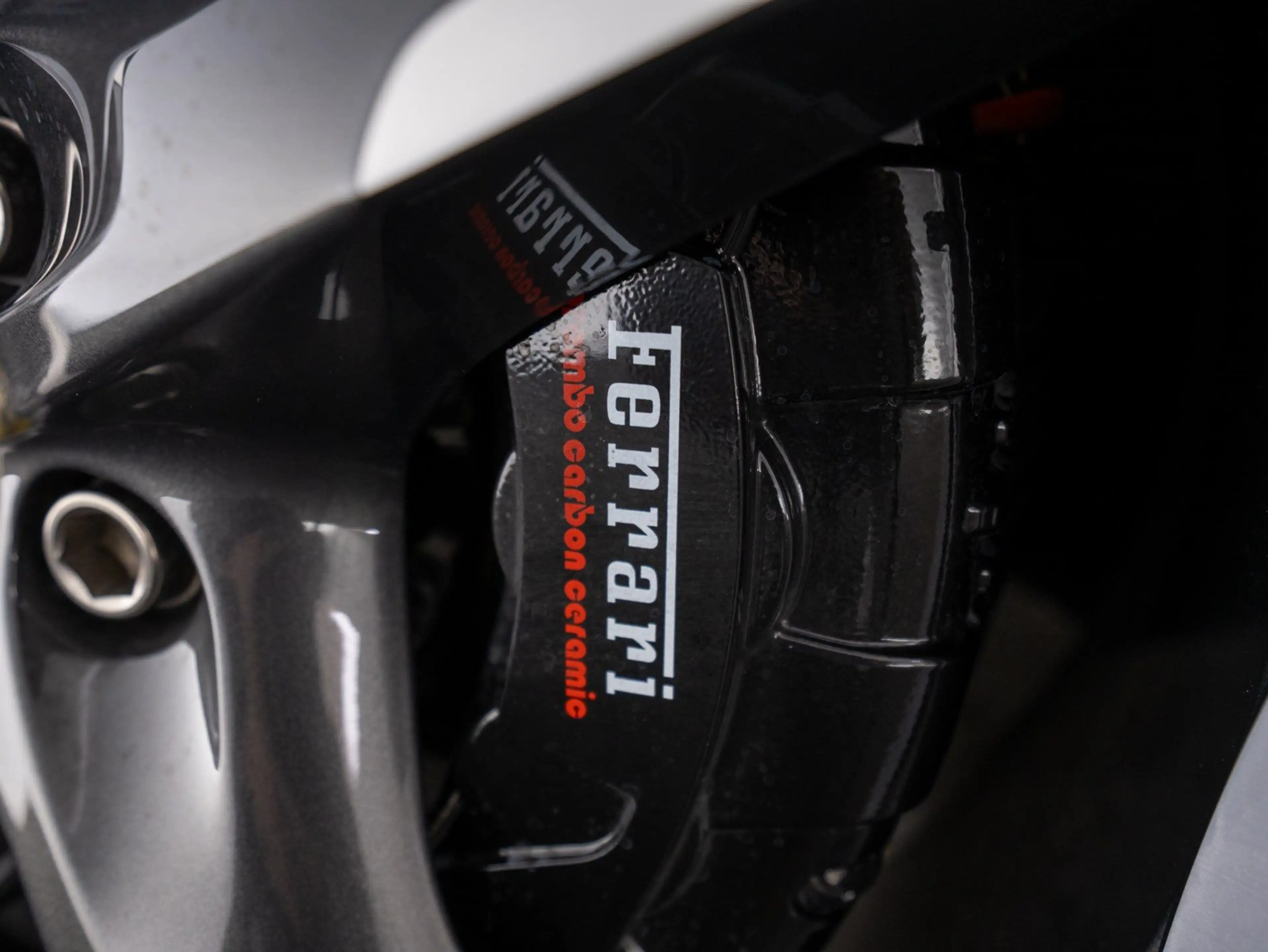 Ferrari Purosangue — photo 13