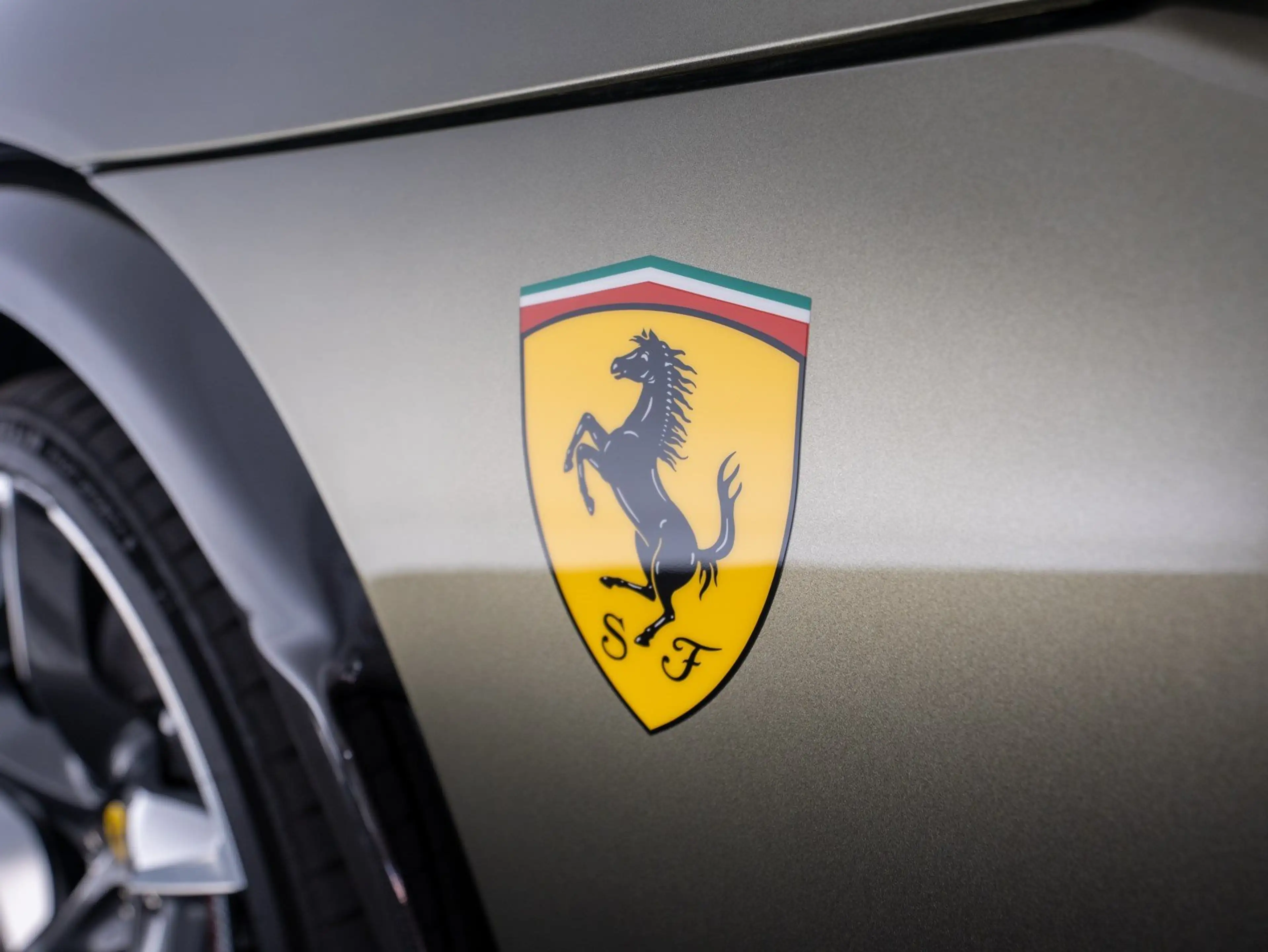 Ferrari Purosangue — photo 14
