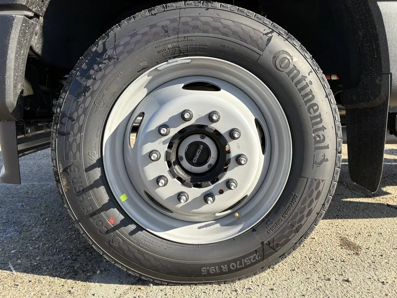 Ford F-550 Super Duty снимка Ford F-550 Super Duty