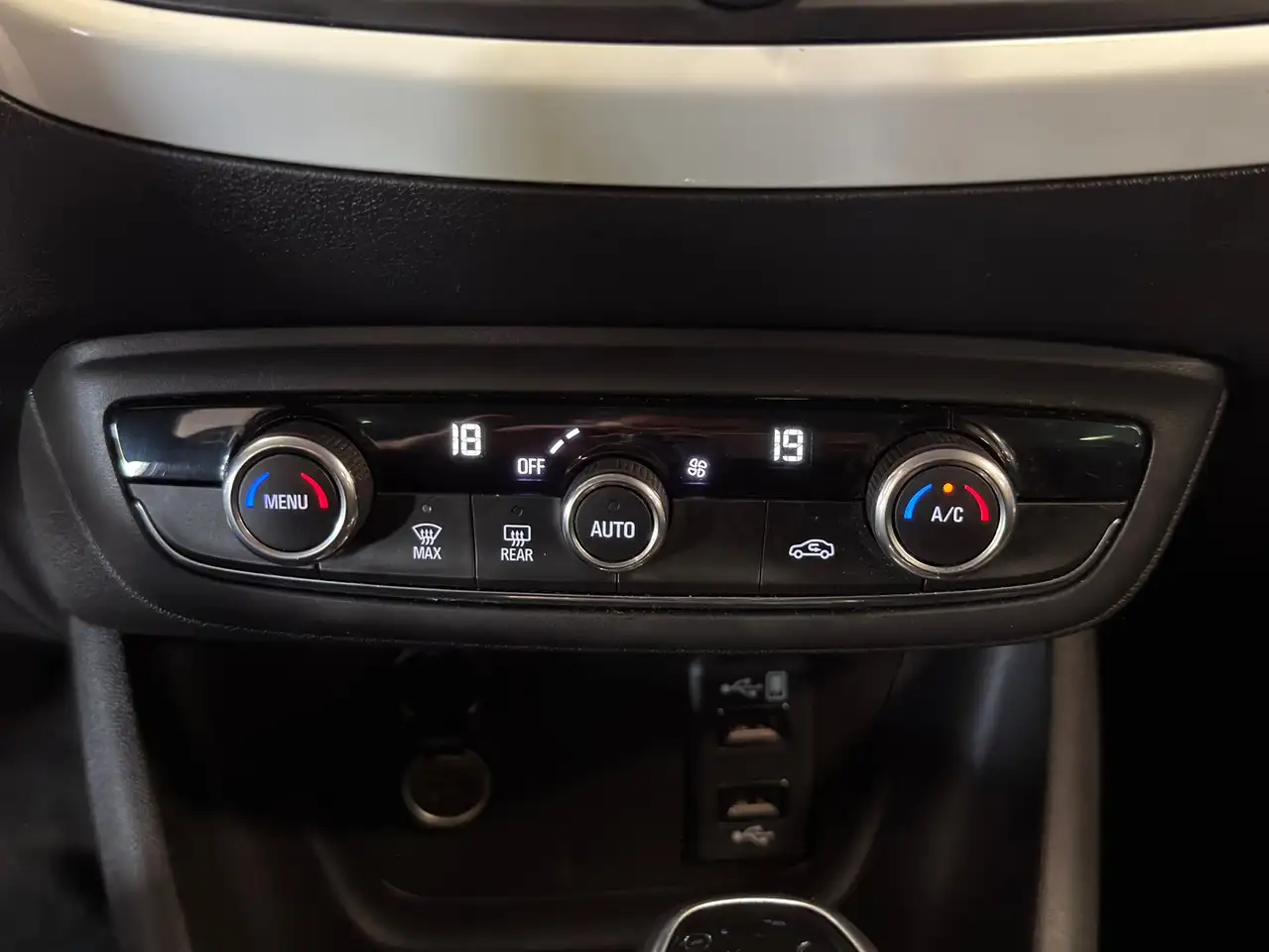 Opel Crossland 1.2 Turbo Innovation NAVIGATIE CAMERA CRUISE AITOM, миниатюра 23