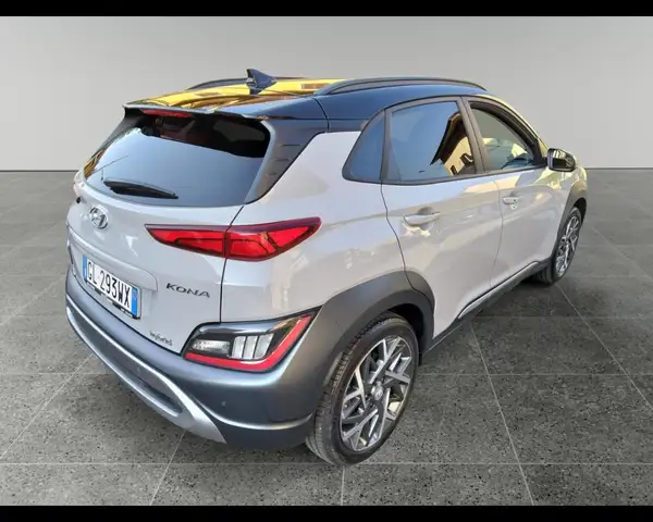 Hyundai Kona view 3
