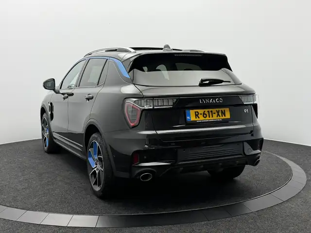 Lynk & Co 01 view 7