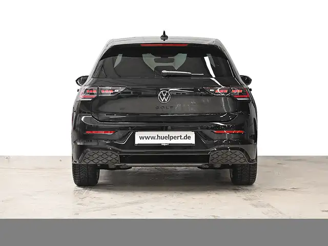 Volkswagen Golf view 4