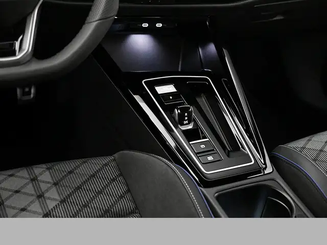 Volkswagen Golf view 15