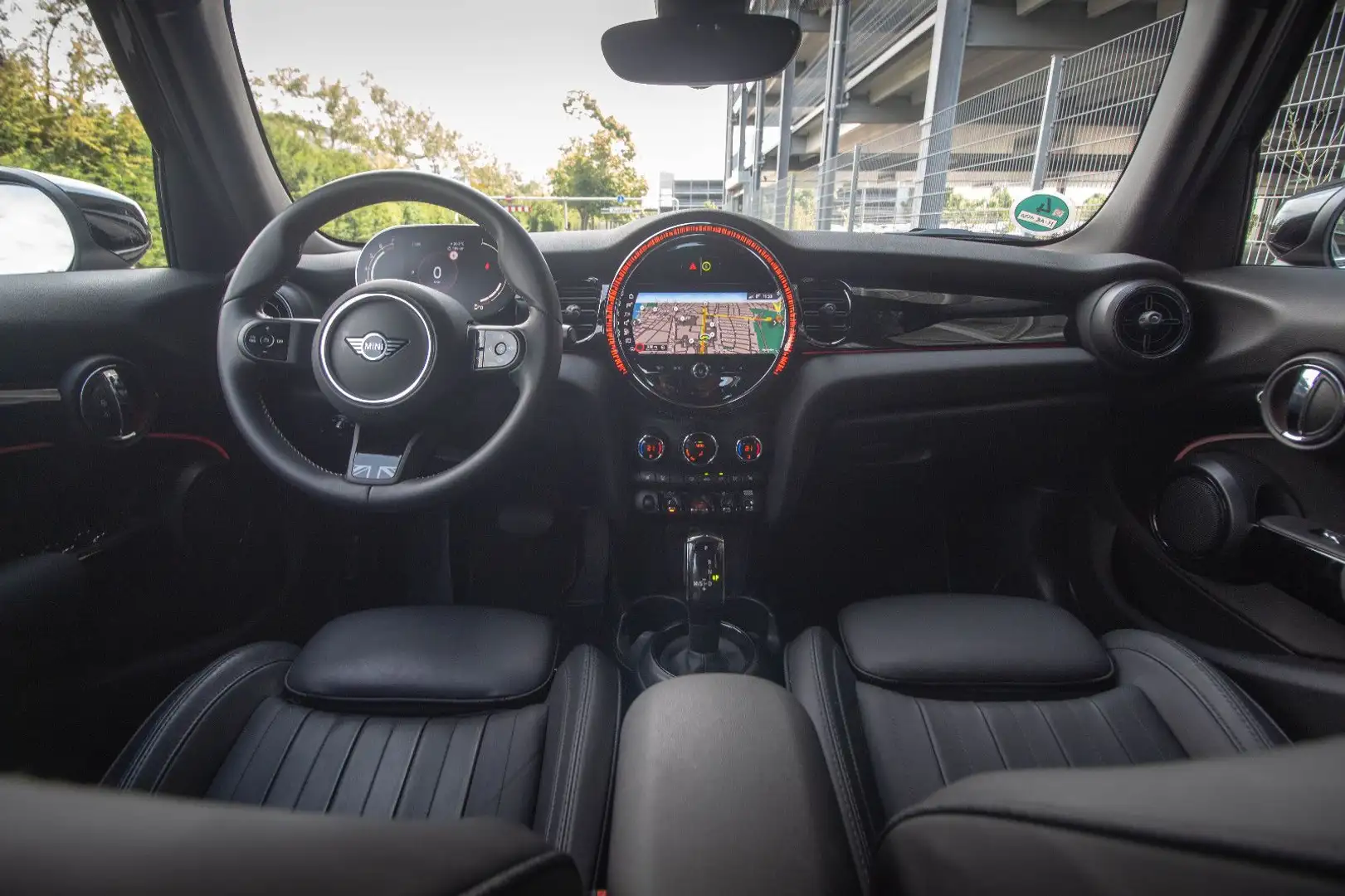 MINI Cooper 5-trg.*Yours Trim*KAM*YOUNIQUE*Keyless* Schwarz - 2