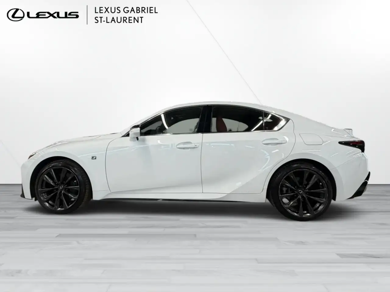 Lexus IS снимка Lexus IS