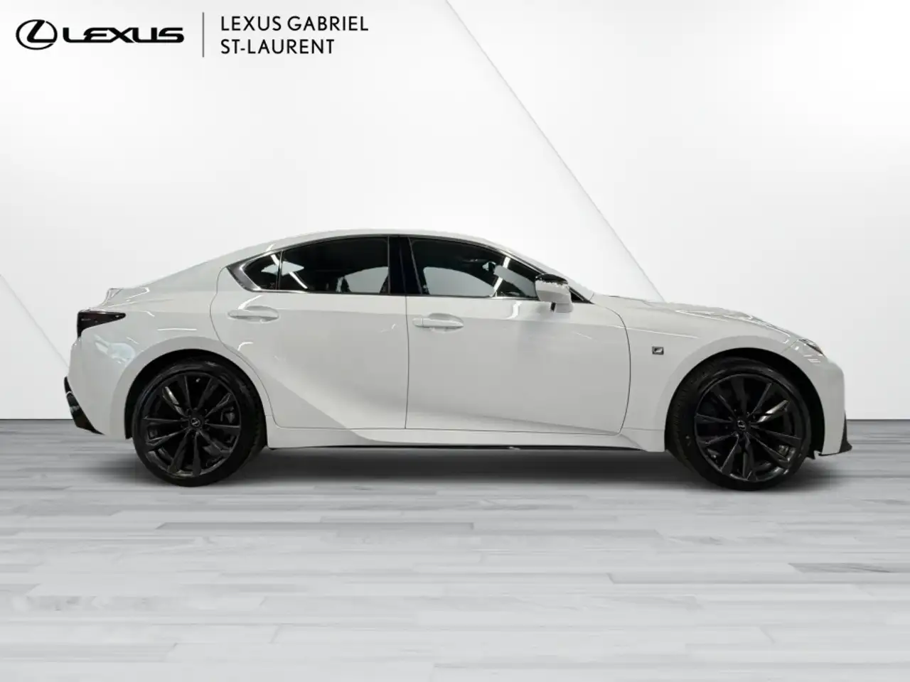 Lexus IS снимка Lexus IS