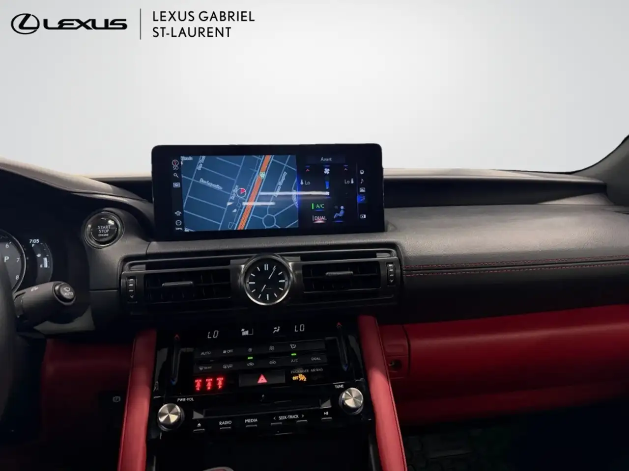 Lexus IS снимка Lexus IS
