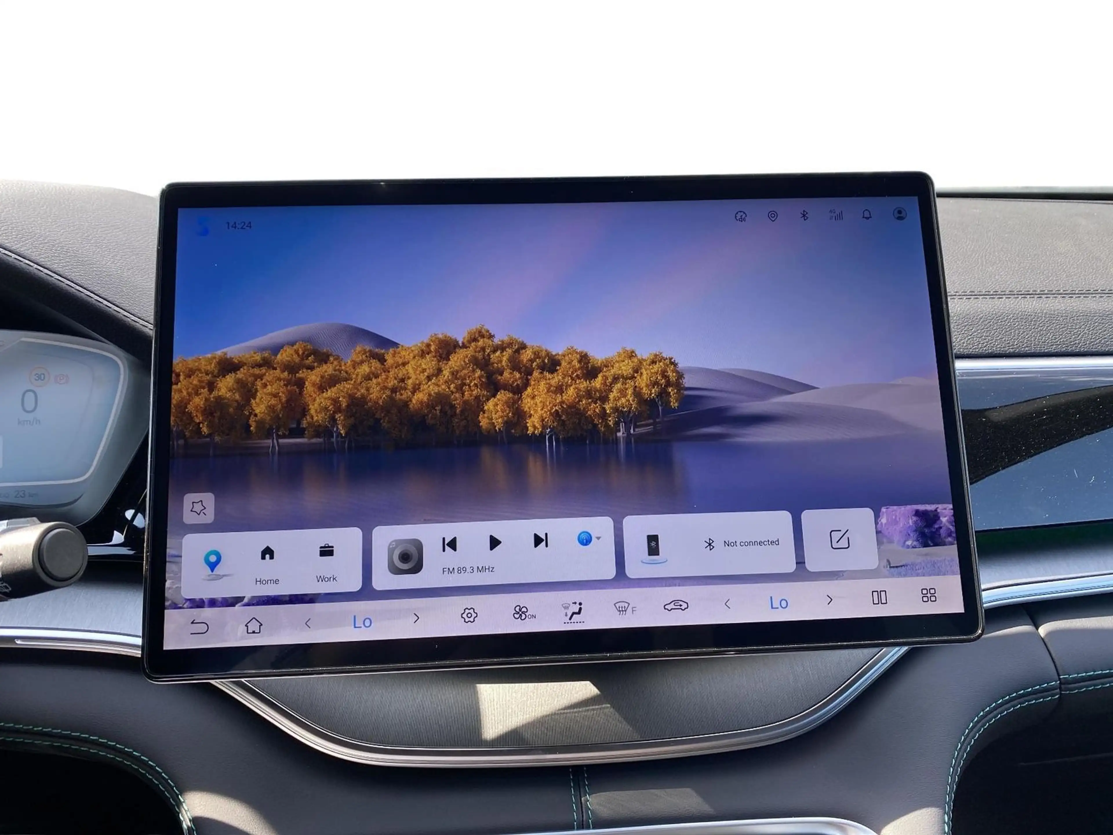 BYD Seal U DM-I Design Plug-In-Hybrid — photo 12