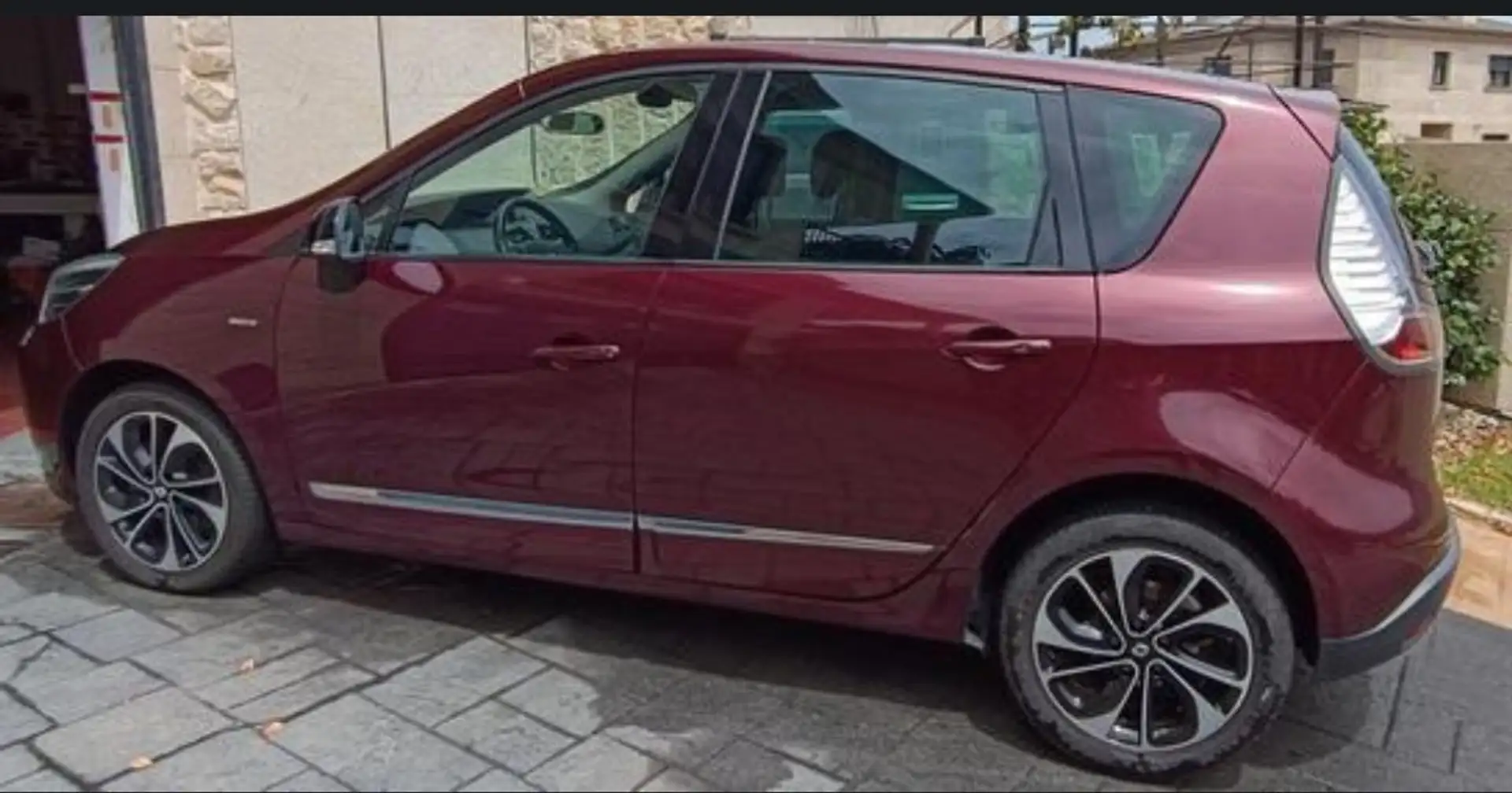 Renault Scenic Scénic 1.5dCi eco2 Energy Bose 110 - 2